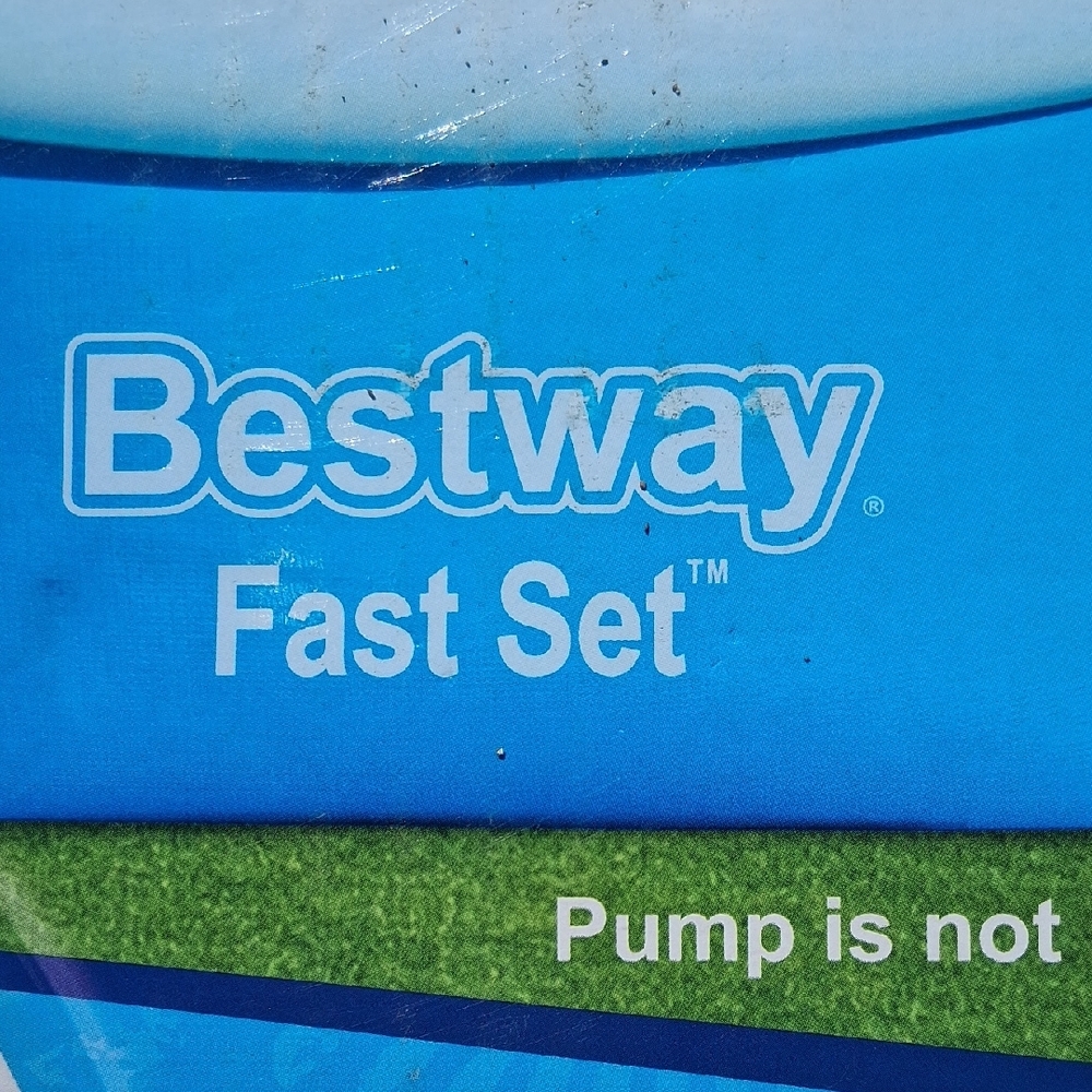 Bestway Fast Set Inflatable Pool - Blue - Picture 2 of 4